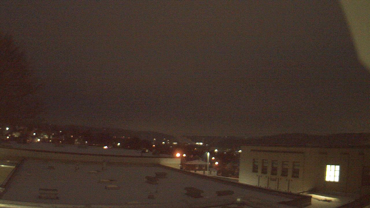 Thumbnail for current weather camera view from Roy A Hunt Elementary School in Arnold, Pennsylvania
