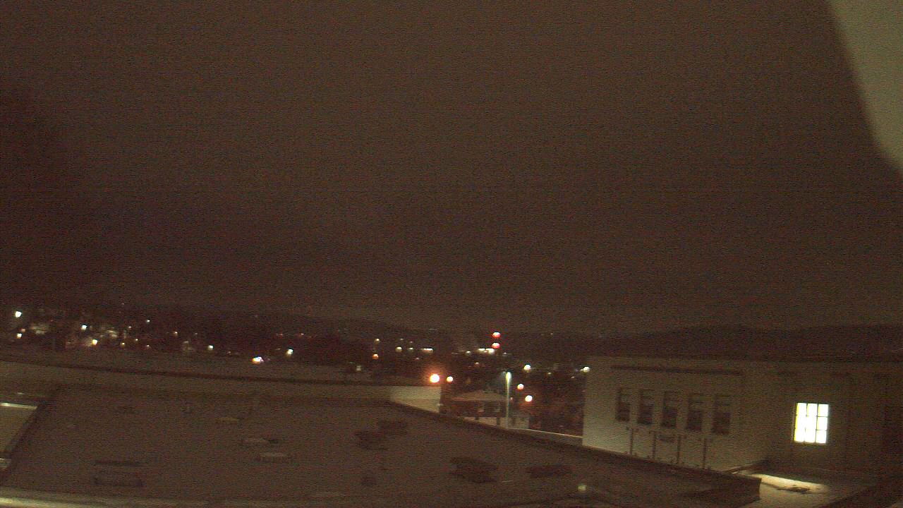 Thumbnail for current weather camera view from Roy A Hunt Elementary School in Arnold, Pennsylvania