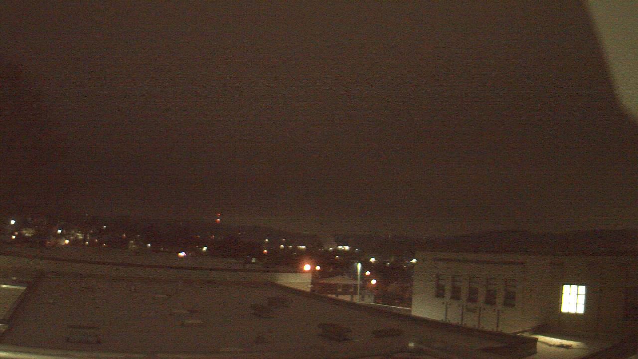 Thumbnail for current weather camera view from Roy A Hunt Elementary School in Arnold, Pennsylvania
