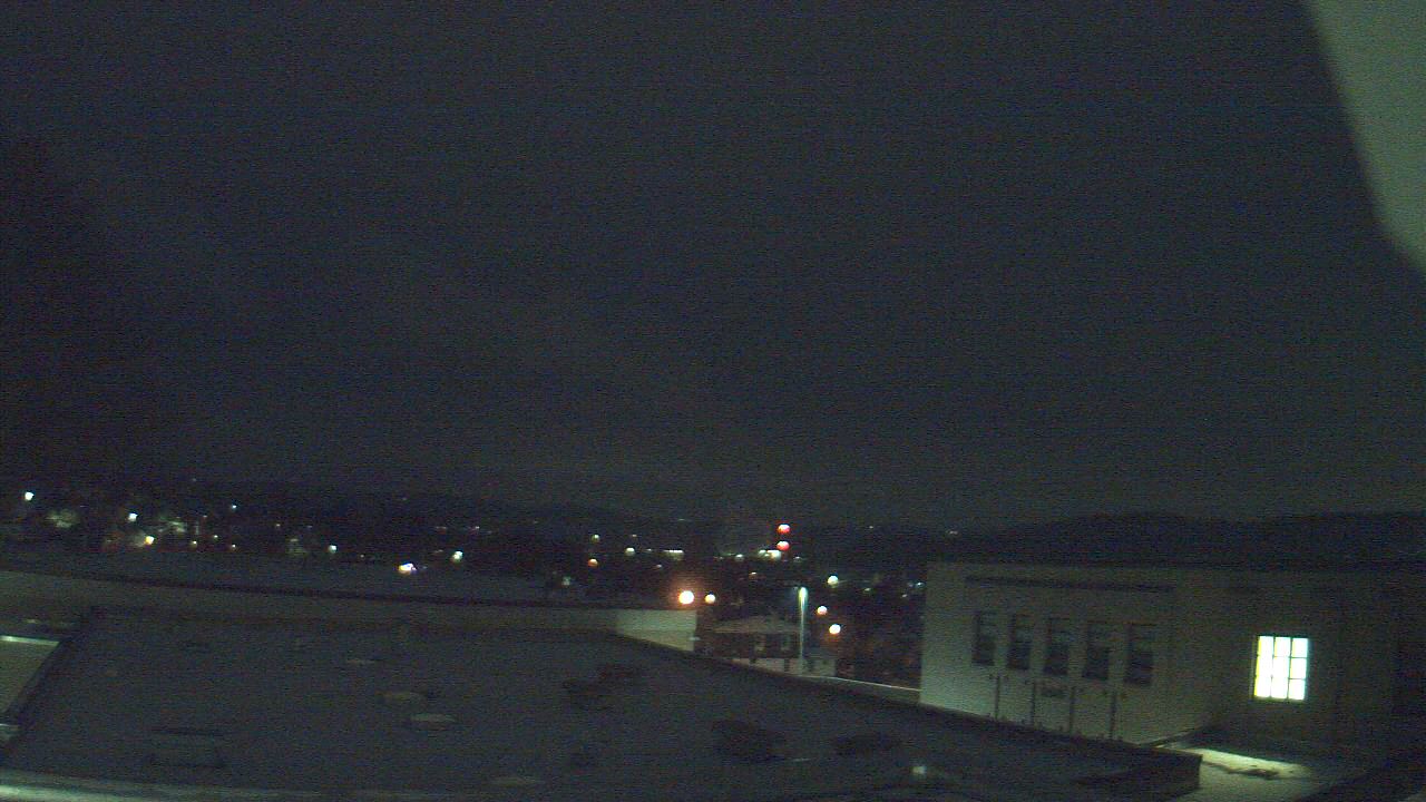 Thumbnail for current weather camera view from Roy A Hunt Elementary School in Arnold, Pennsylvania