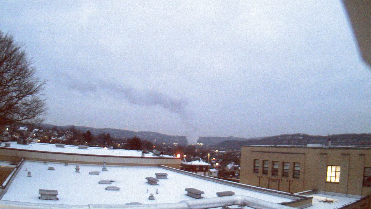 Thumbnail for current weather camera view from Roy A Hunt Elementary School in Arnold, Pennsylvania