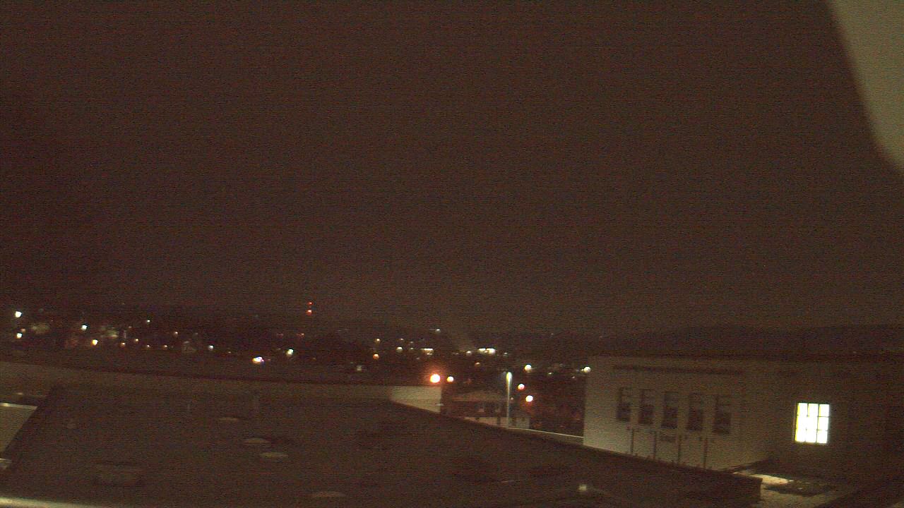 Thumbnail for current weather camera view from Roy A Hunt Elementary School in Arnold, Pennsylvania