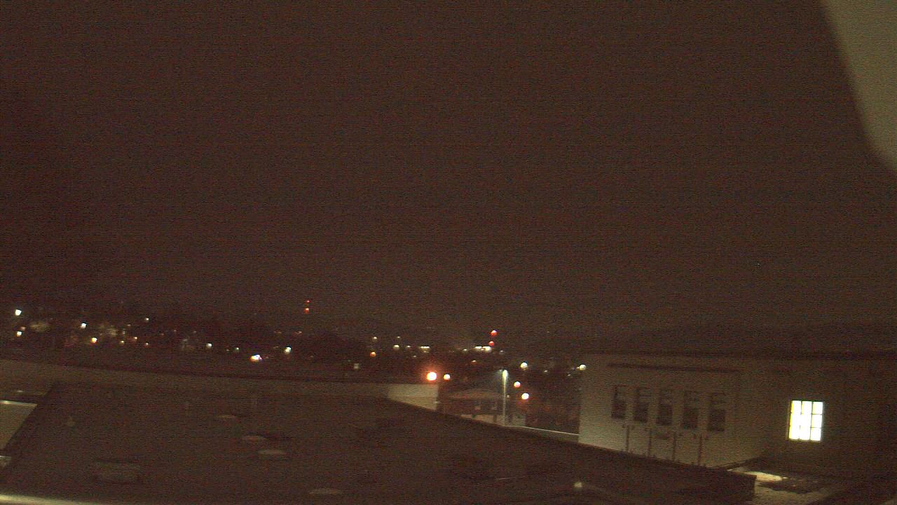 Thumbnail for current weather camera view from Roy A Hunt Elementary School in Arnold, Pennsylvania