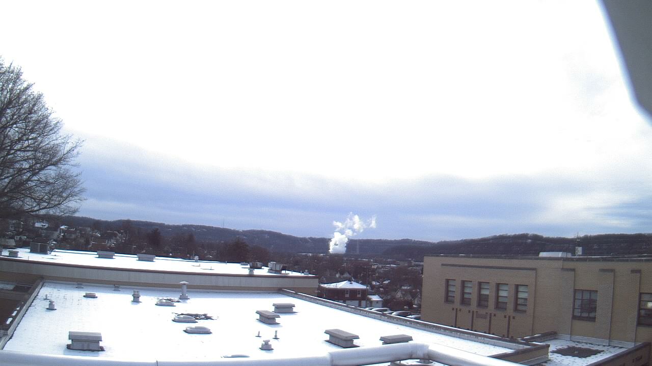 Thumbnail for current weather camera view from Roy A Hunt Elementary School in Arnold, Pennsylvania