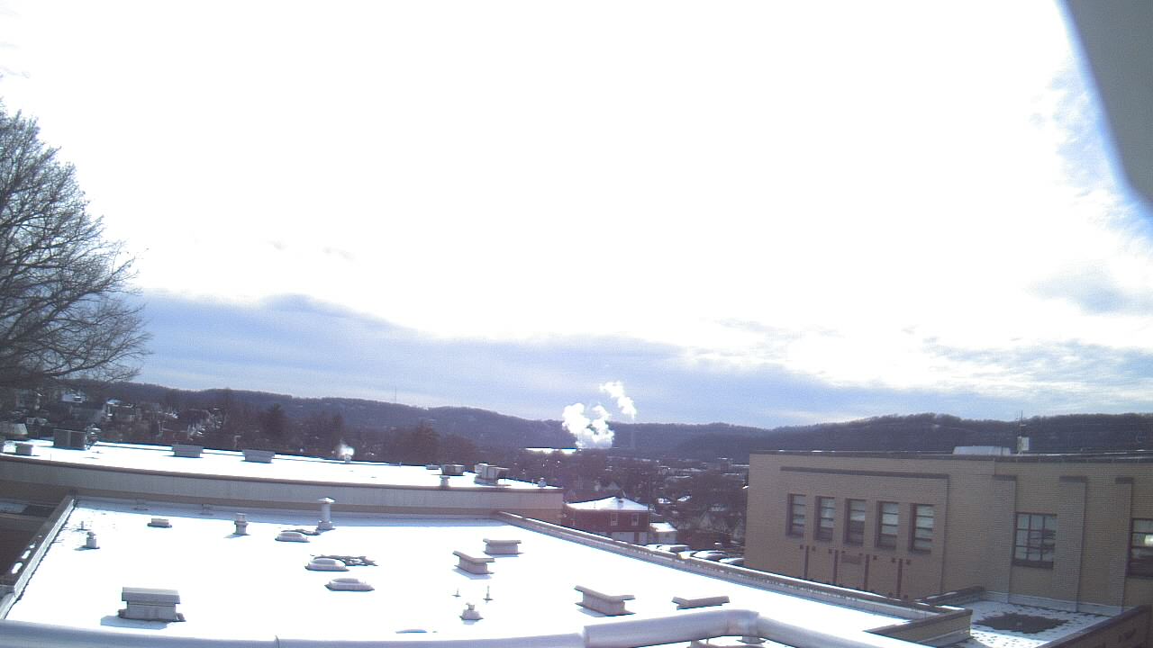 Thumbnail for current weather camera view from Roy A Hunt Elementary School in Arnold, Pennsylvania