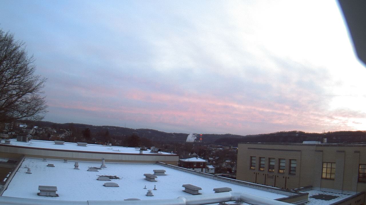 Thumbnail for current weather camera view from Roy A Hunt Elementary School in Arnold, Pennsylvania