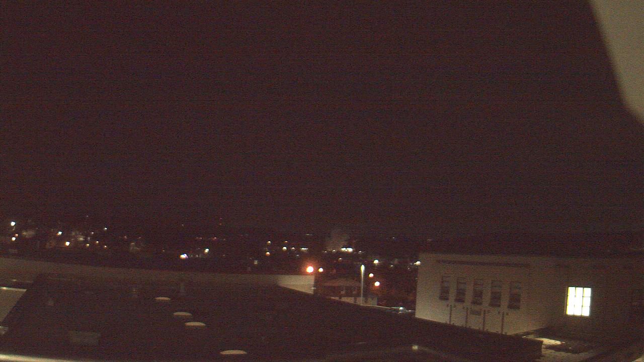 Thumbnail for current weather camera view from Roy A Hunt Elementary School in Arnold, Pennsylvania
