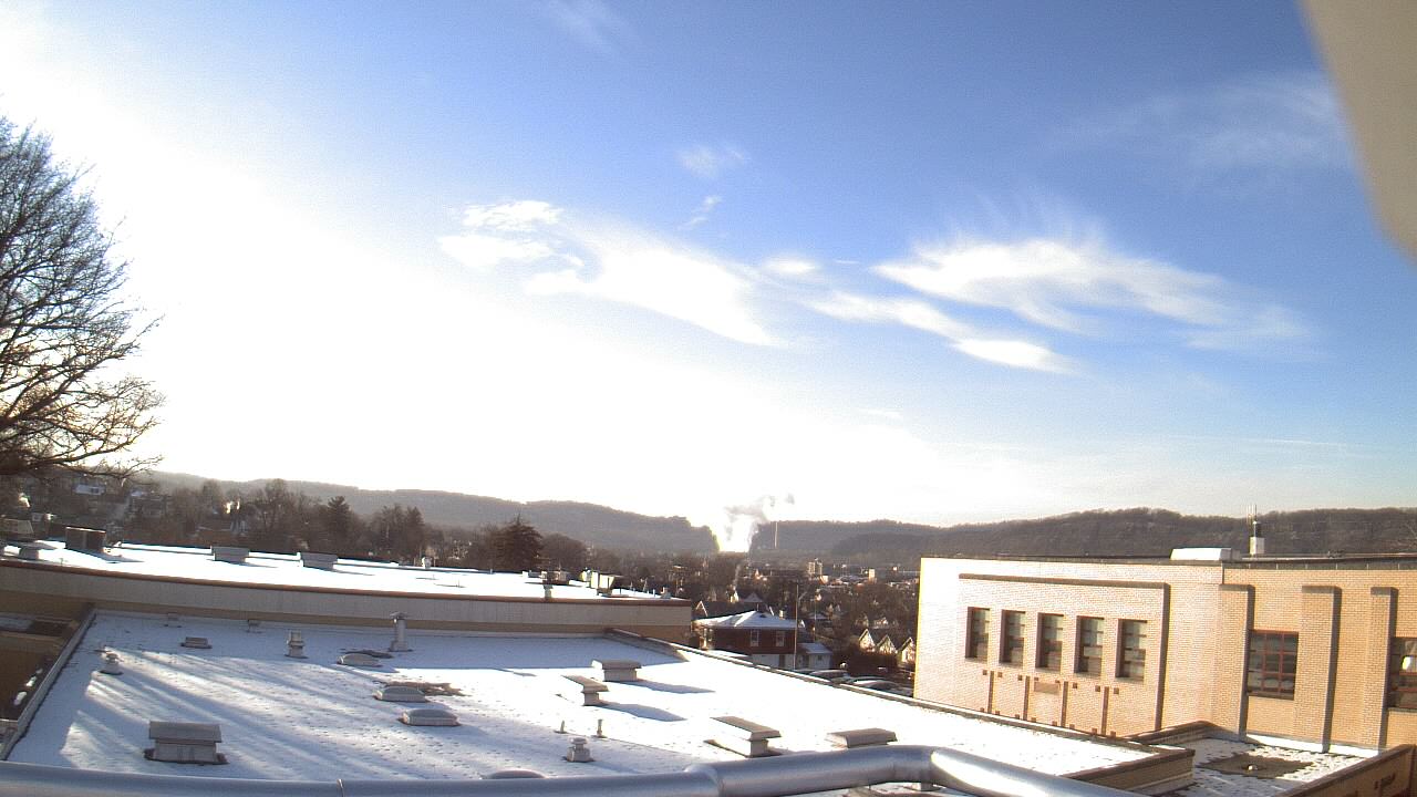 Thumbnail for current weather camera view from Roy A Hunt Elementary School in Arnold, Pennsylvania