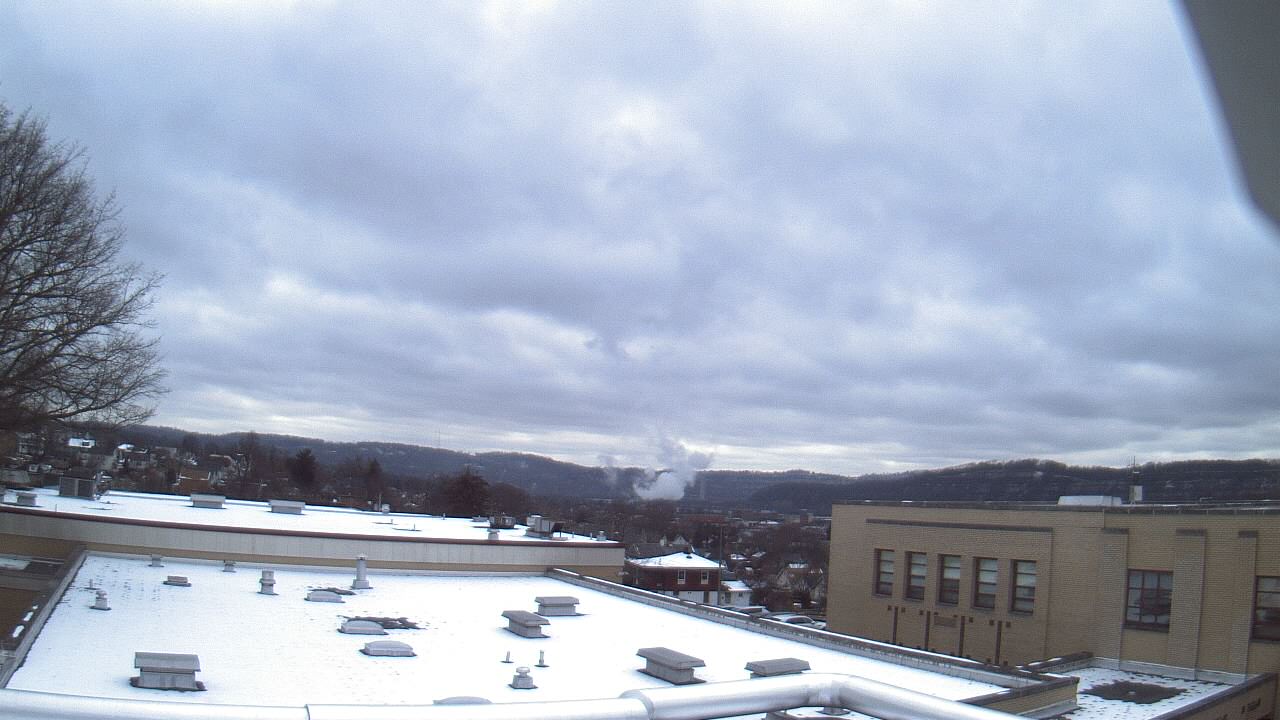 Thumbnail for current weather camera view from Roy A Hunt Elementary School in Arnold, Pennsylvania