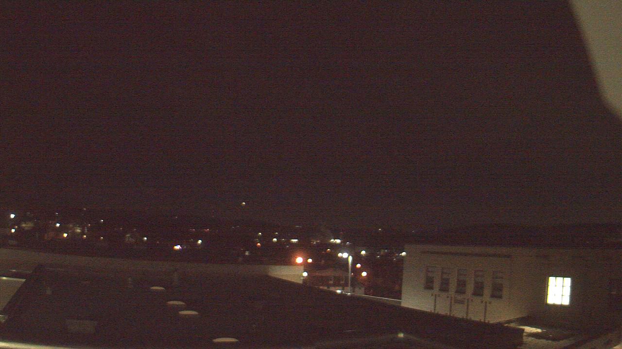Thumbnail for current weather camera view from Roy A Hunt Elementary School in Arnold, Pennsylvania