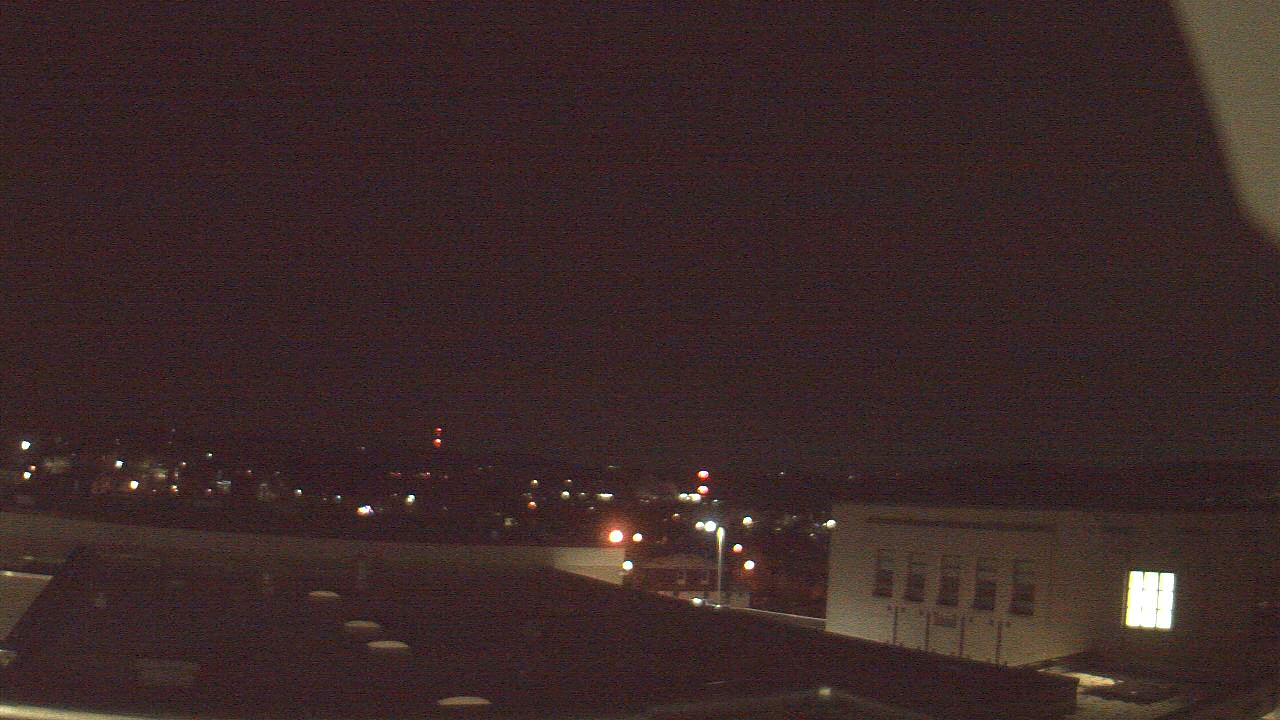 Thumbnail for current weather camera view from Roy A Hunt Elementary School in Arnold, Pennsylvania