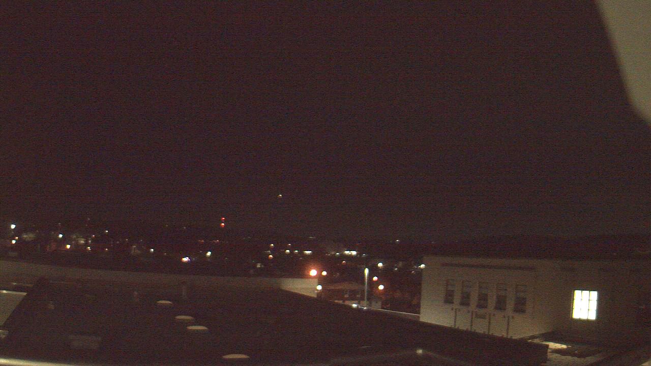 Thumbnail for current weather camera view from Roy A Hunt Elementary School in Arnold, Pennsylvania