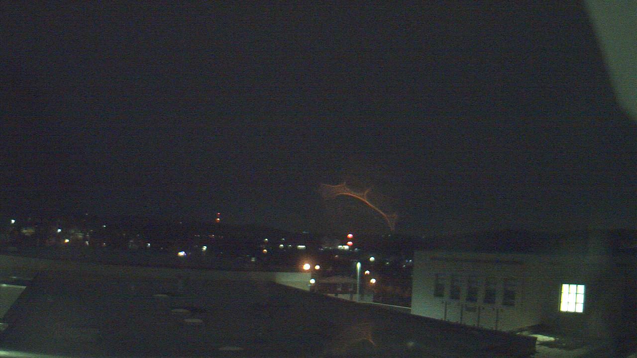 Thumbnail for current weather camera view from Roy A Hunt Elementary School in Arnold, Pennsylvania