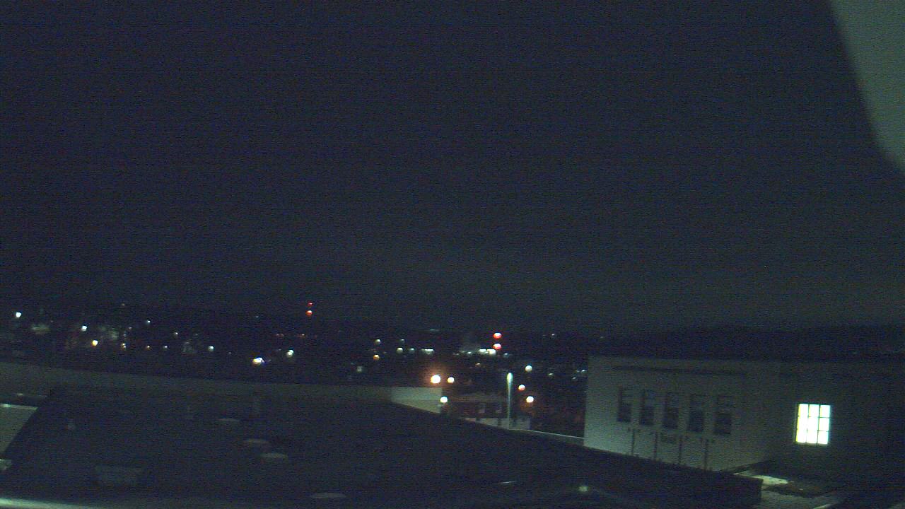 Thumbnail for current weather camera view from Roy A Hunt Elementary School in Arnold, Pennsylvania