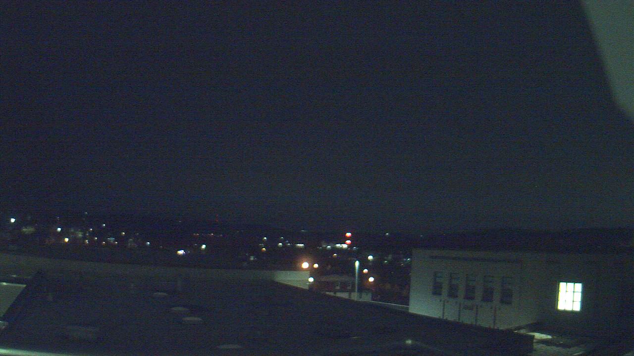 Thumbnail for current weather camera view from Roy A Hunt Elementary School in Arnold, Pennsylvania