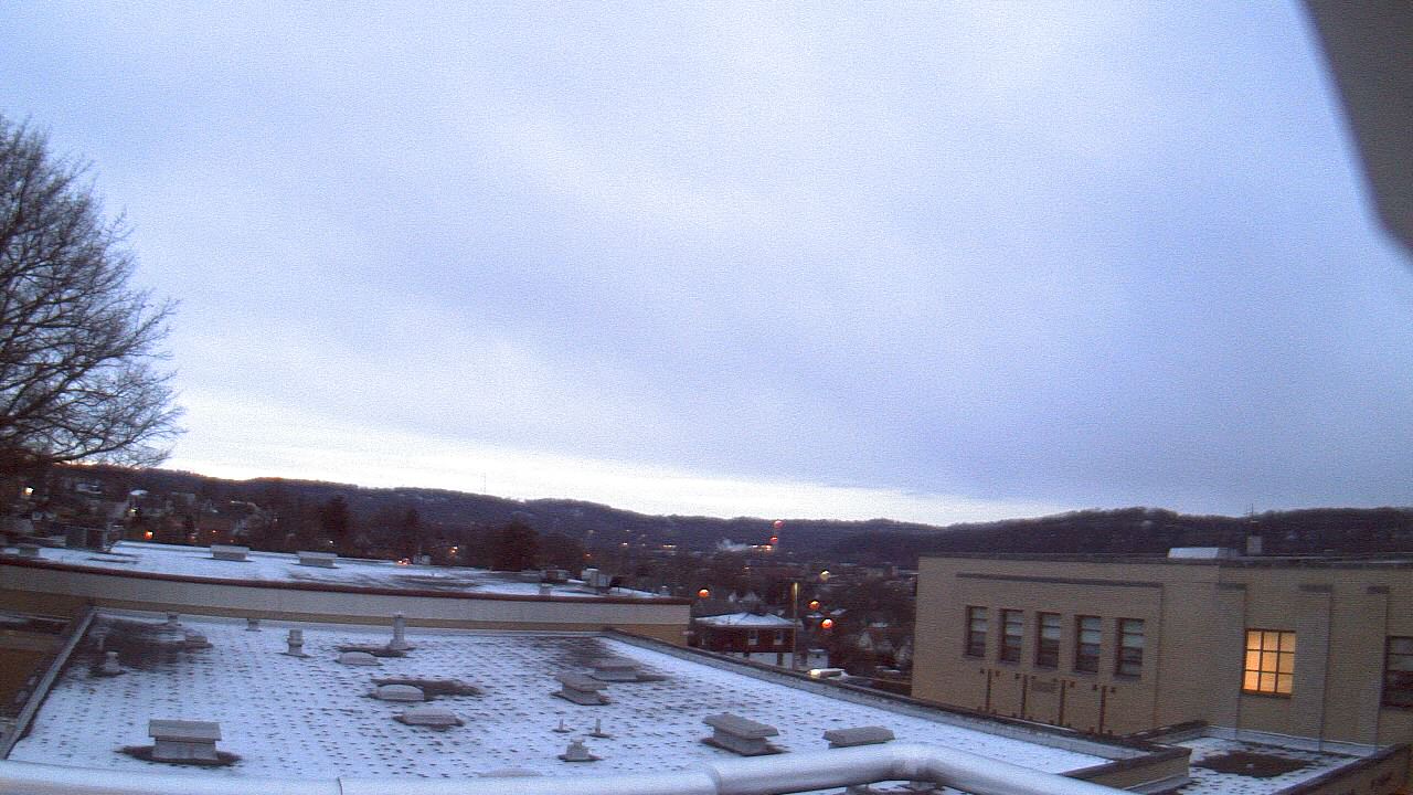 Thumbnail for current weather camera view from Roy A Hunt Elementary School in Arnold, Pennsylvania