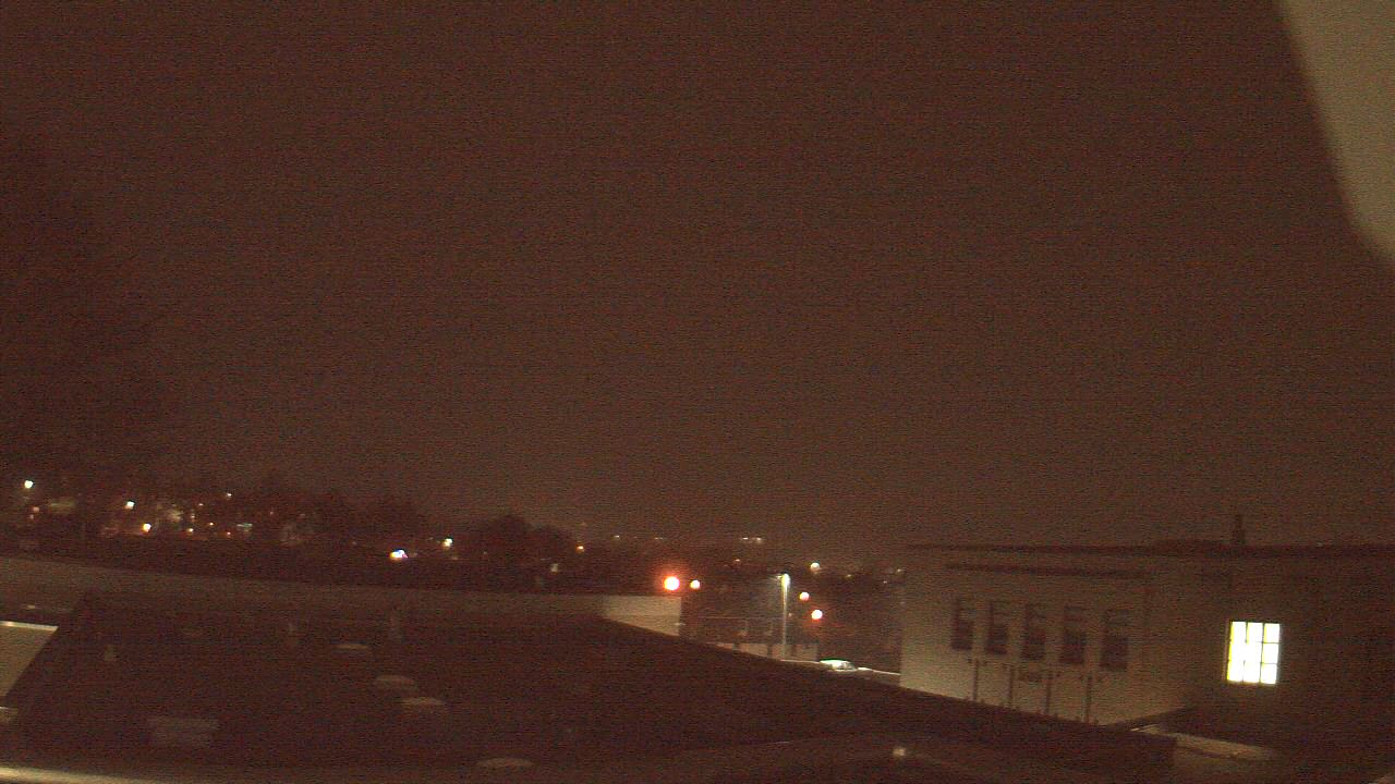 Thumbnail for current weather camera view from Roy A Hunt Elementary School in Arnold, Pennsylvania