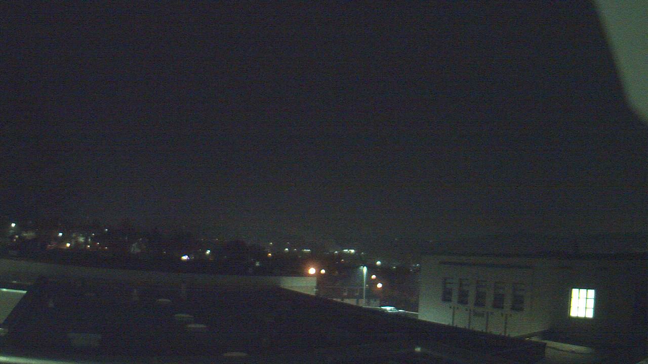 Thumbnail for current weather camera view from Roy A Hunt Elementary School in Arnold, Pennsylvania