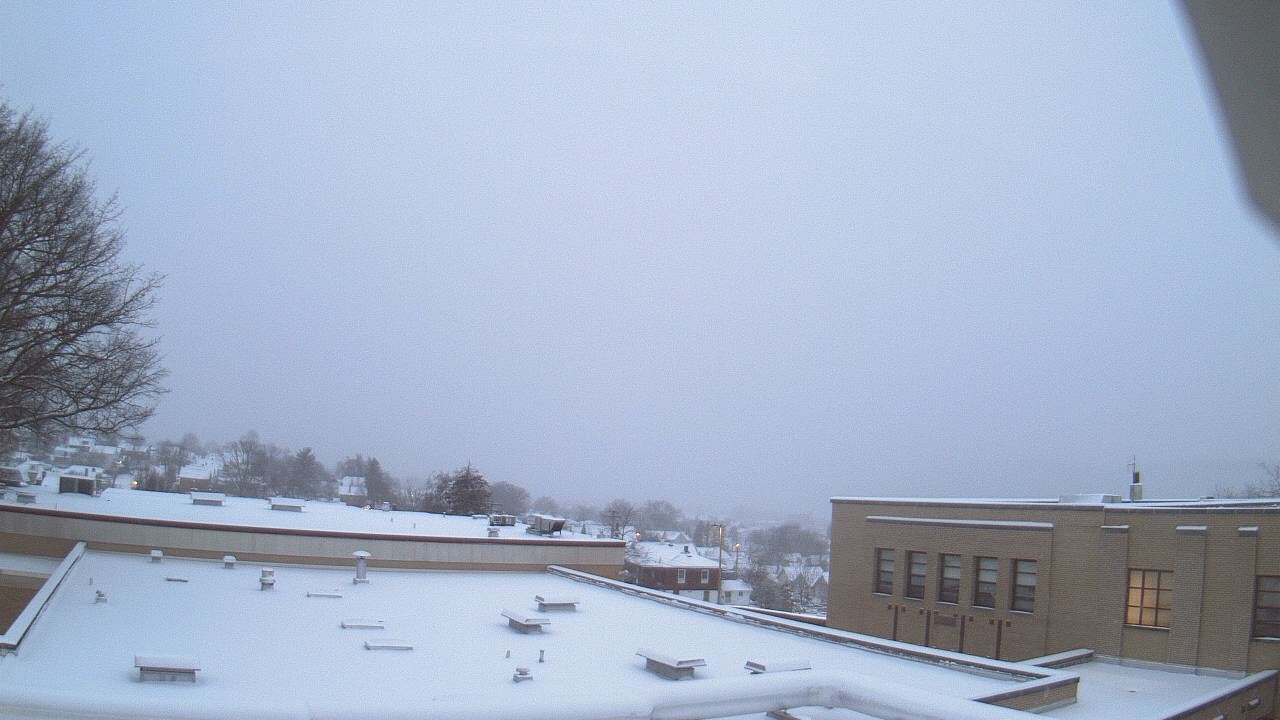 Thumbnail for current weather camera view from Roy A Hunt Elementary School in Arnold, Pennsylvania