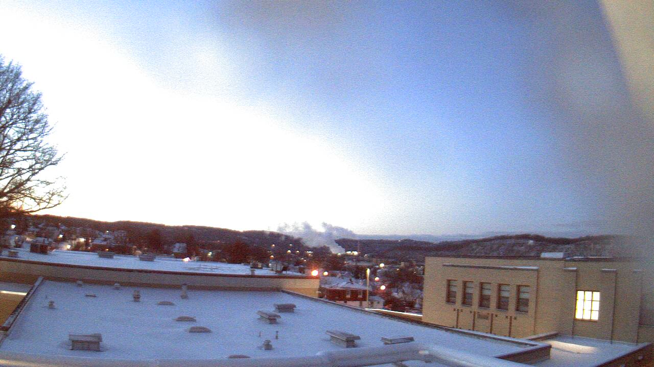 Thumbnail for current weather camera view from Roy A Hunt Elementary School in Arnold, Pennsylvania