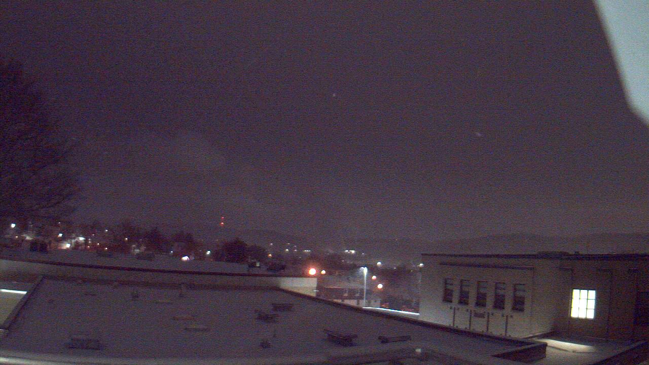 Thumbnail for current weather camera view from Roy A Hunt Elementary School in Arnold, Pennsylvania