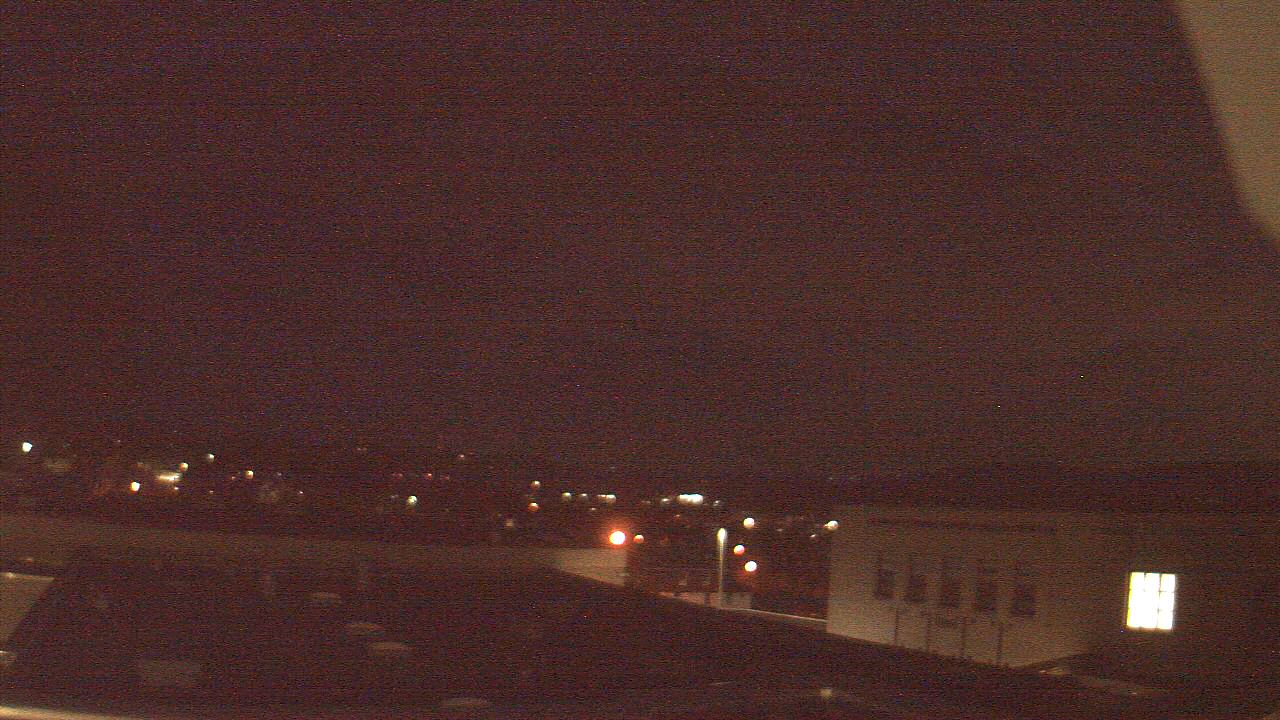 Thumbnail for current weather camera view from Roy A Hunt Elementary School in Arnold, Pennsylvania