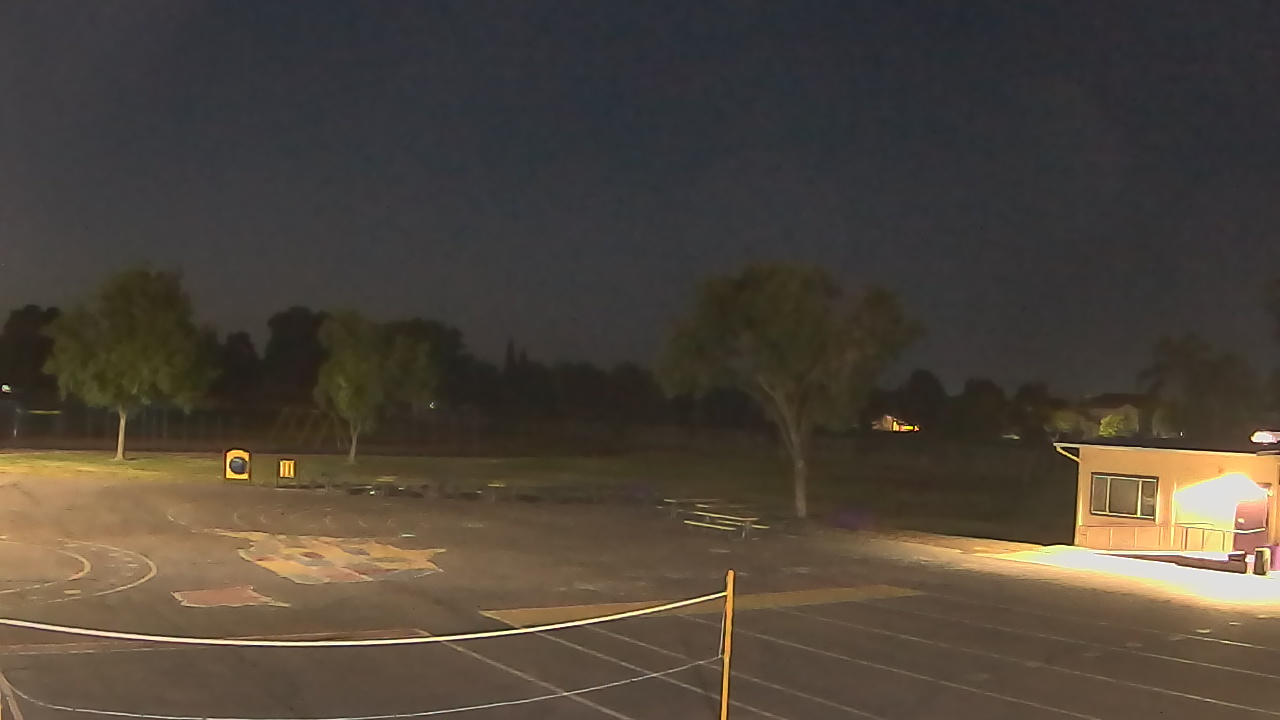 Thumbnail for current weather camera view from Von Renner Elementary School in Newman, California
