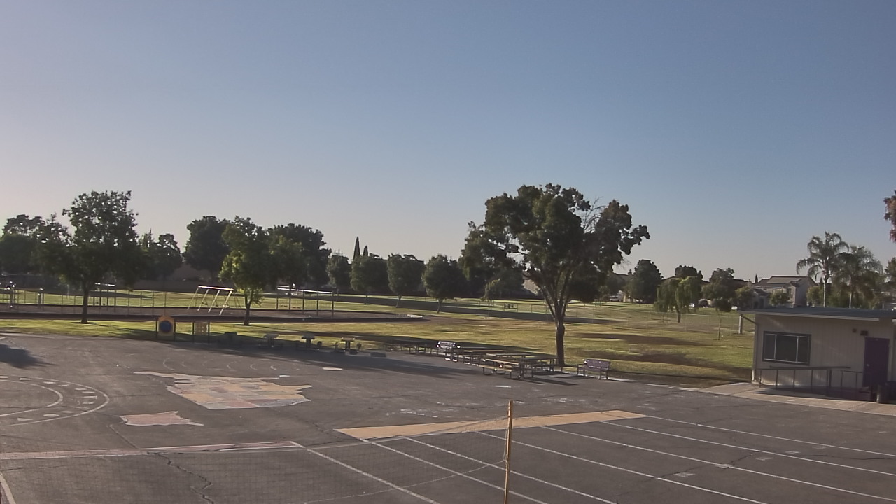 Thumbnail for current weather camera view from Von Renner Elementary School in Newman, California