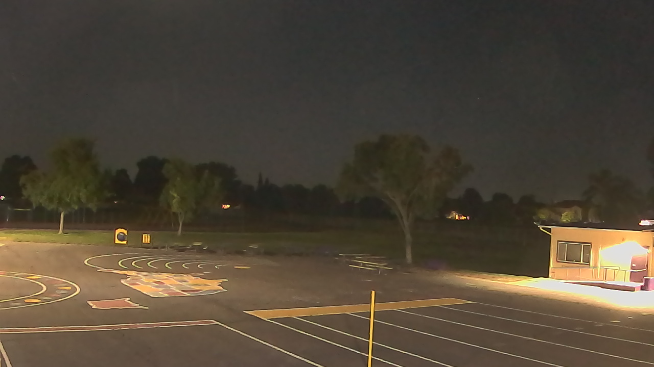 Thumbnail for current weather camera view from Von Renner Elementary School in Newman, California