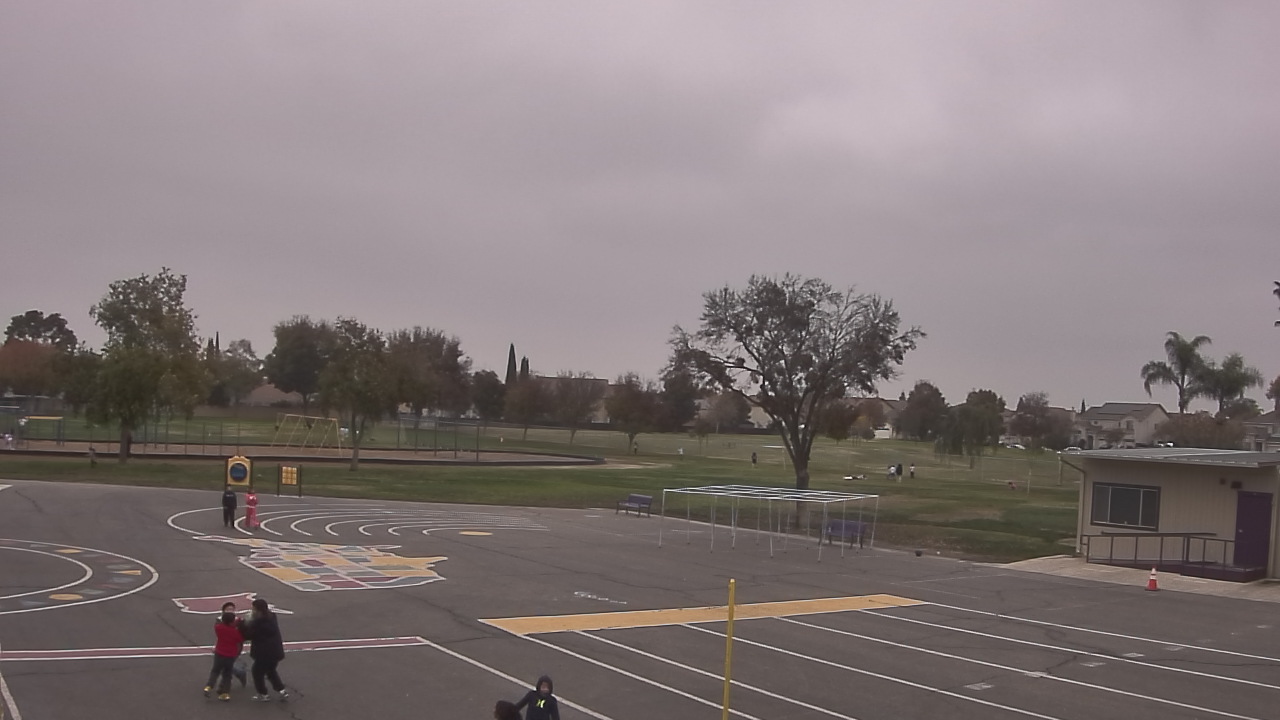 Thumbnail for current weather camera view from Von Renner Elementary School in Newman, California
