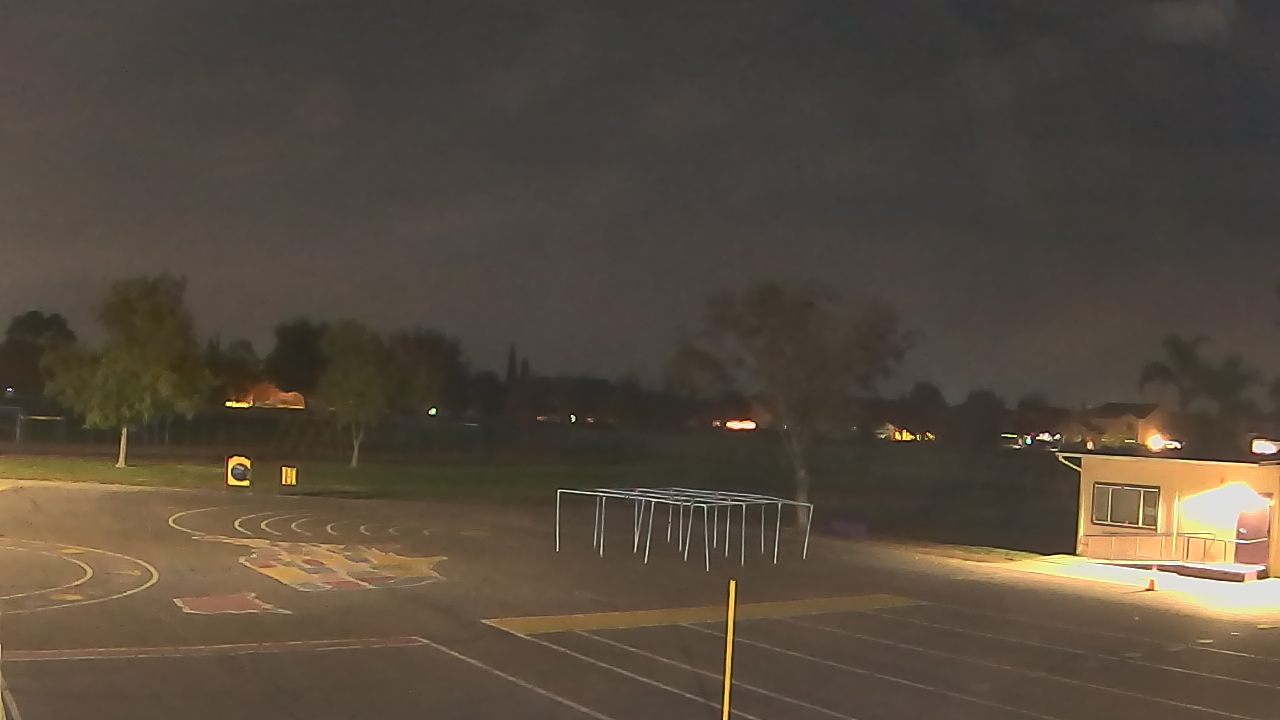 Thumbnail for current weather camera view from Von Renner Elementary School in Newman, California