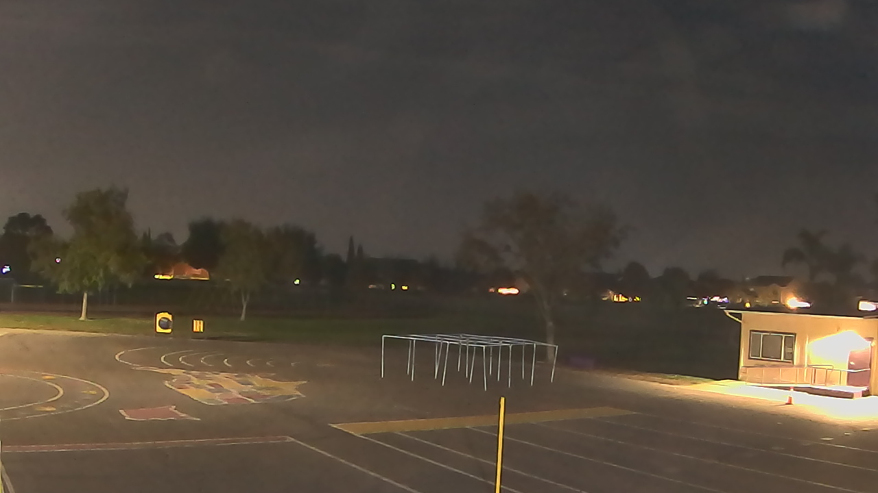 Thumbnail for current weather camera view from Von Renner Elementary School in Newman, California