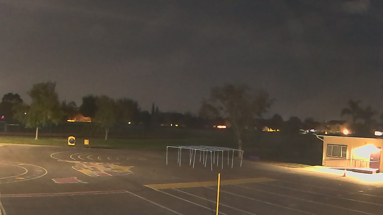 Thumbnail for current weather camera view from Von Renner Elementary School in Newman, California