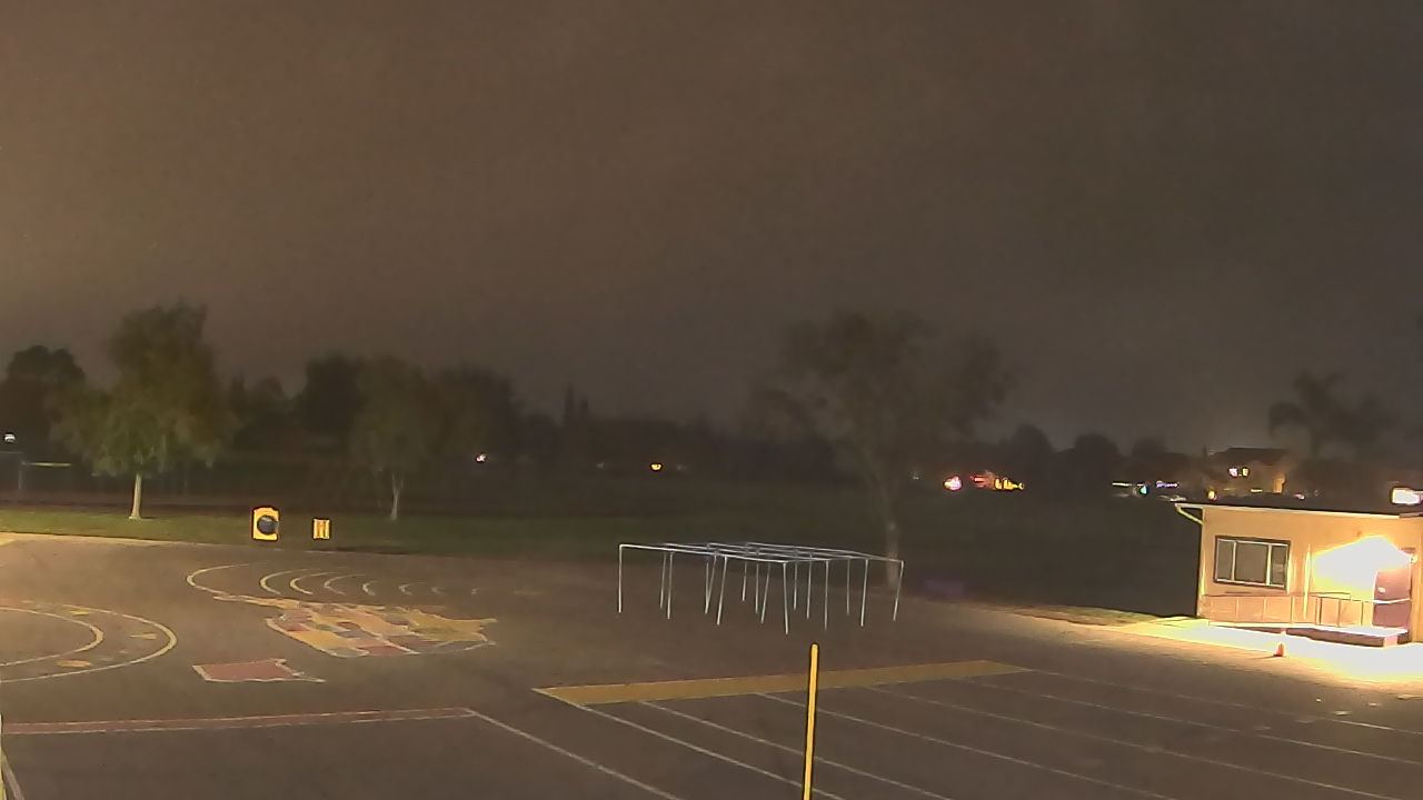 Thumbnail for current weather camera view from Von Renner Elementary School in Newman, California