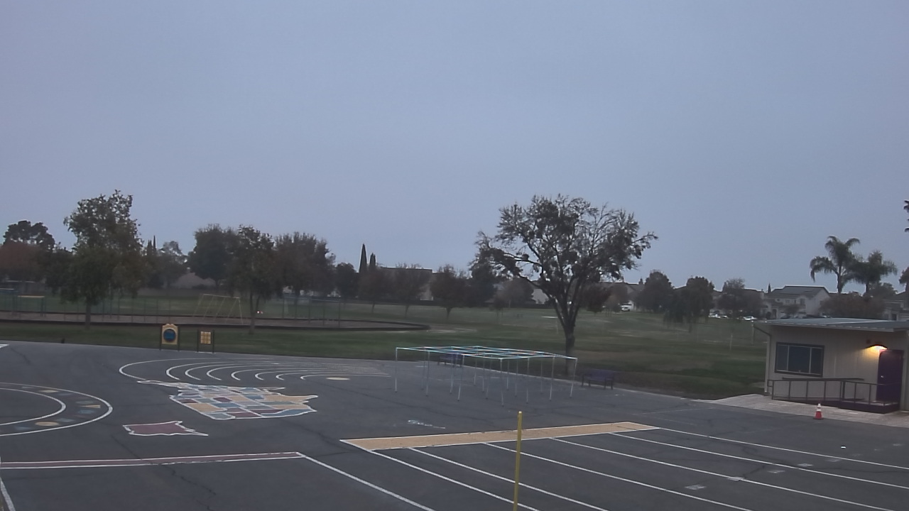 Thumbnail for current weather camera view from Von Renner Elementary School in Newman, California