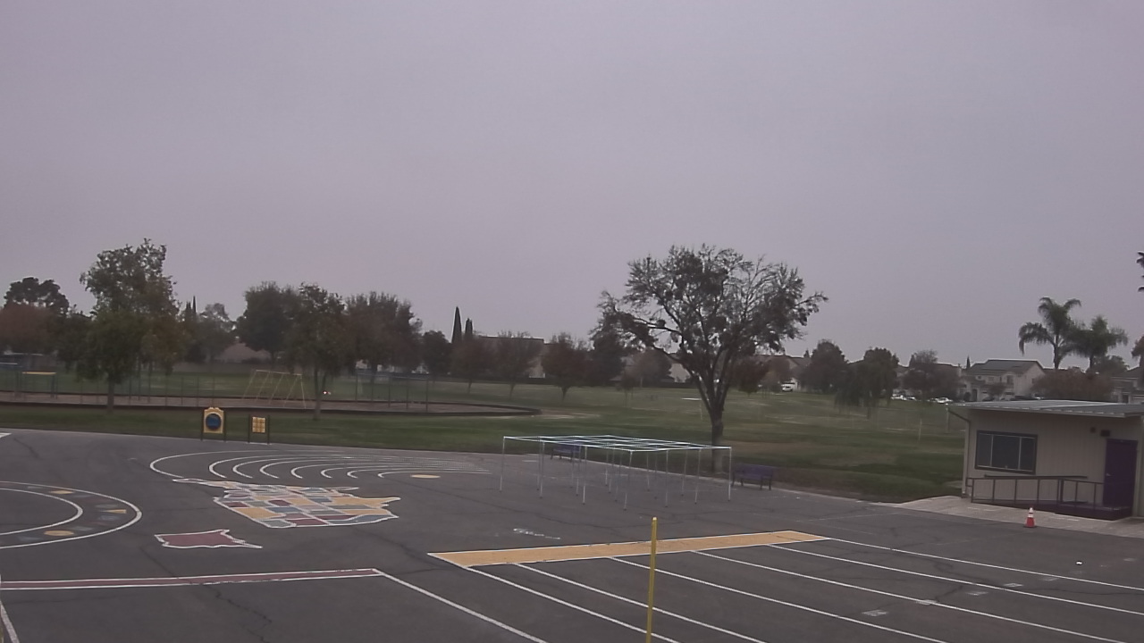 Thumbnail for current weather camera view from Von Renner Elementary School in Newman, California