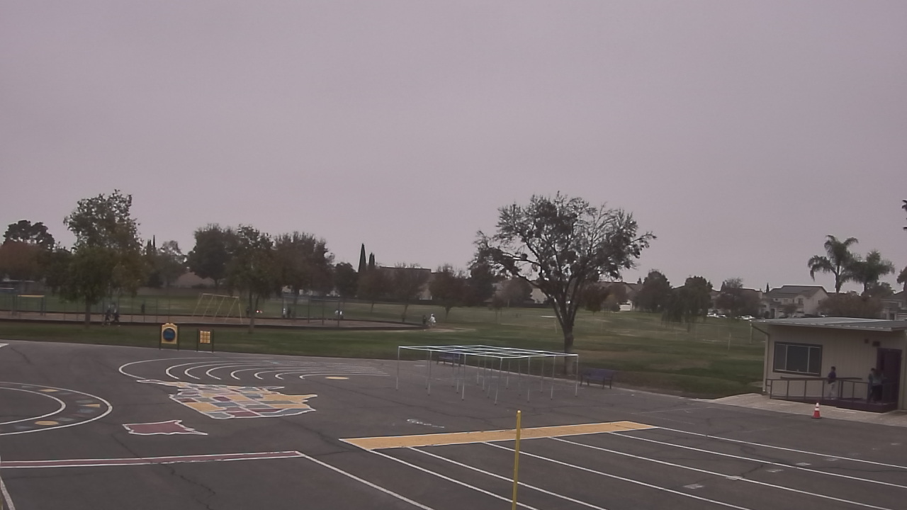 Thumbnail for current weather camera view from Von Renner Elementary School in Newman, California