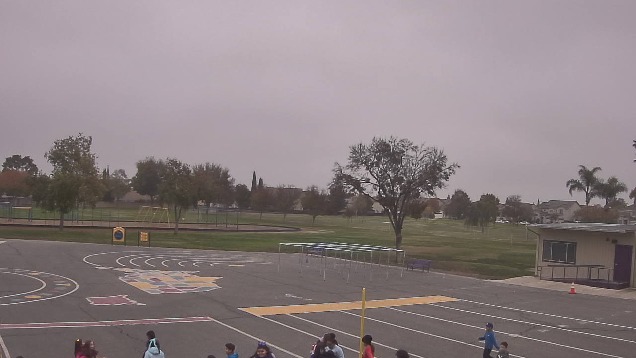 Thumbnail for current weather camera view from Von Renner Elementary School in Newman, California