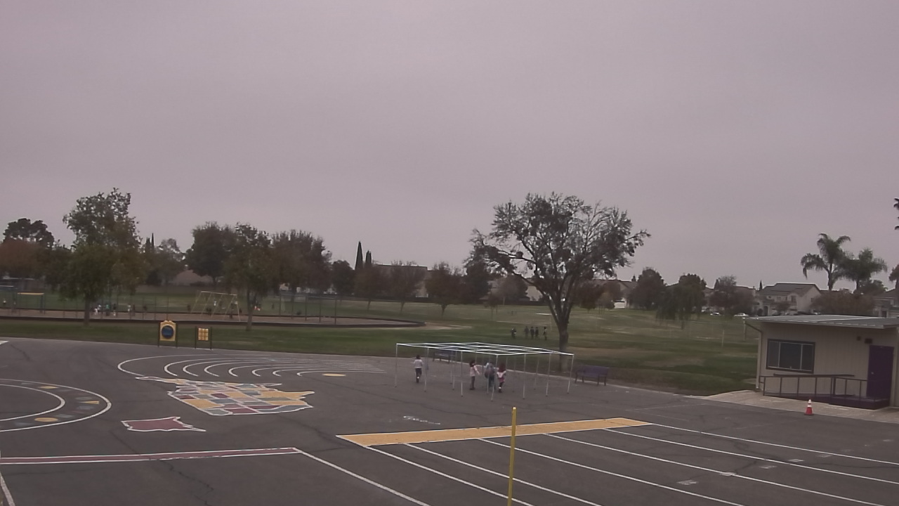 Thumbnail for current weather camera view from Von Renner Elementary School in Newman, California