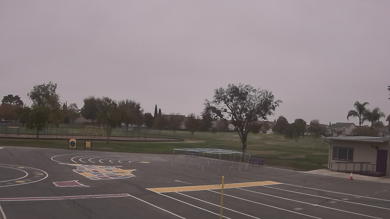 Thumbnail for current weather camera view from Von Renner Elementary School in Newman, California