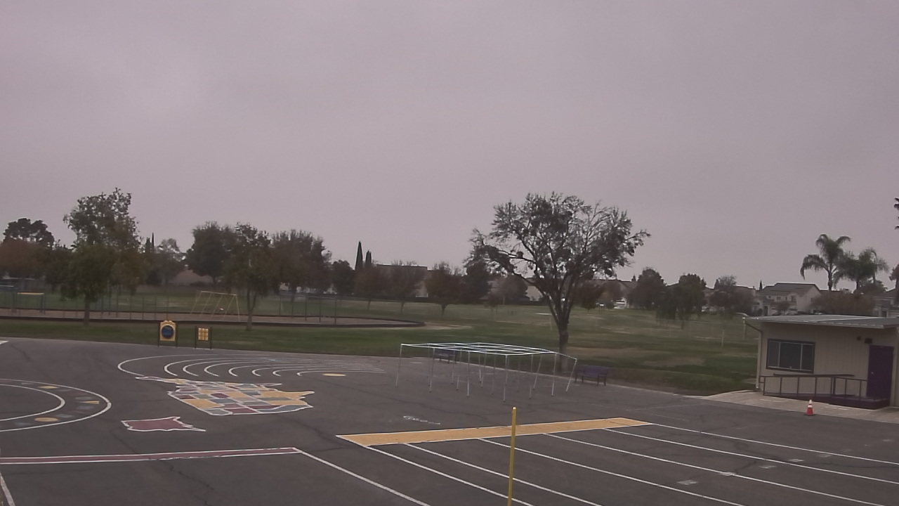 Thumbnail for current weather camera view from Von Renner Elementary School in Newman, California