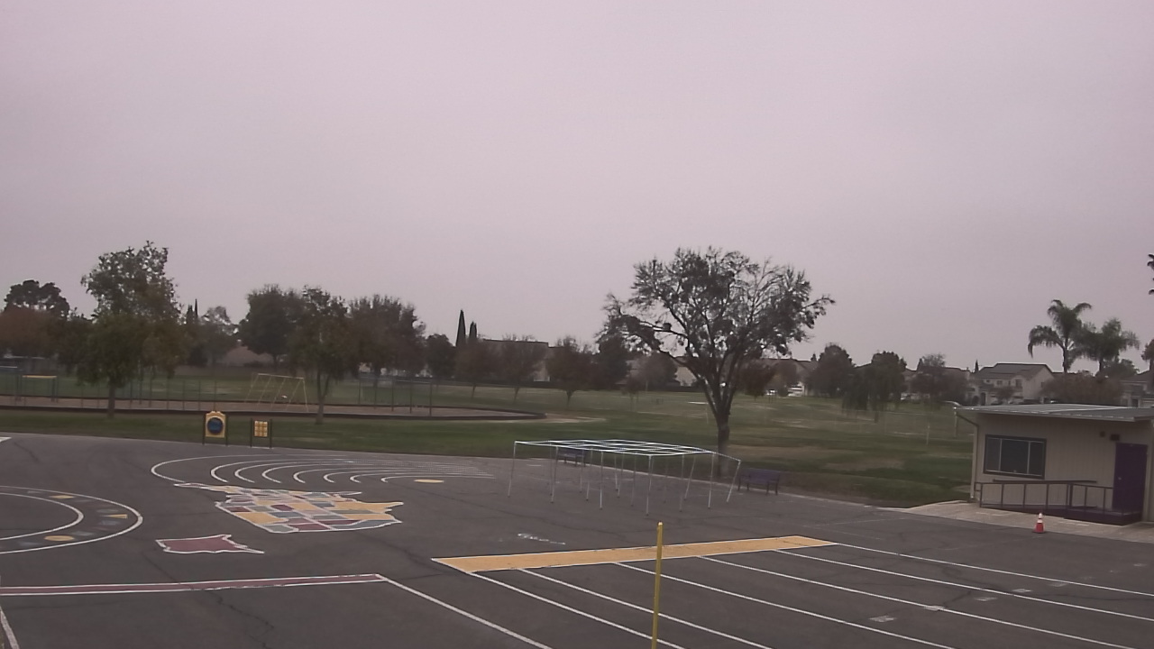 Thumbnail for current weather camera view from Von Renner Elementary School in Newman, California