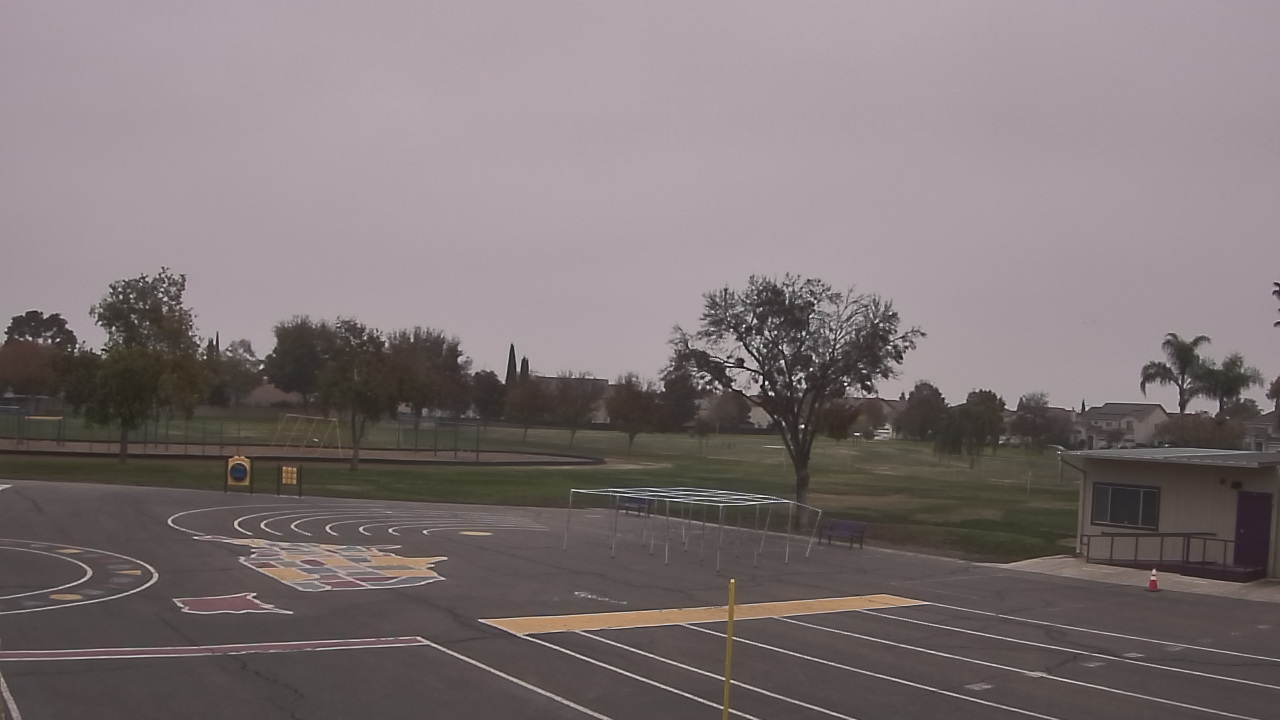 Thumbnail for current weather camera view from Von Renner Elementary School in Newman, California