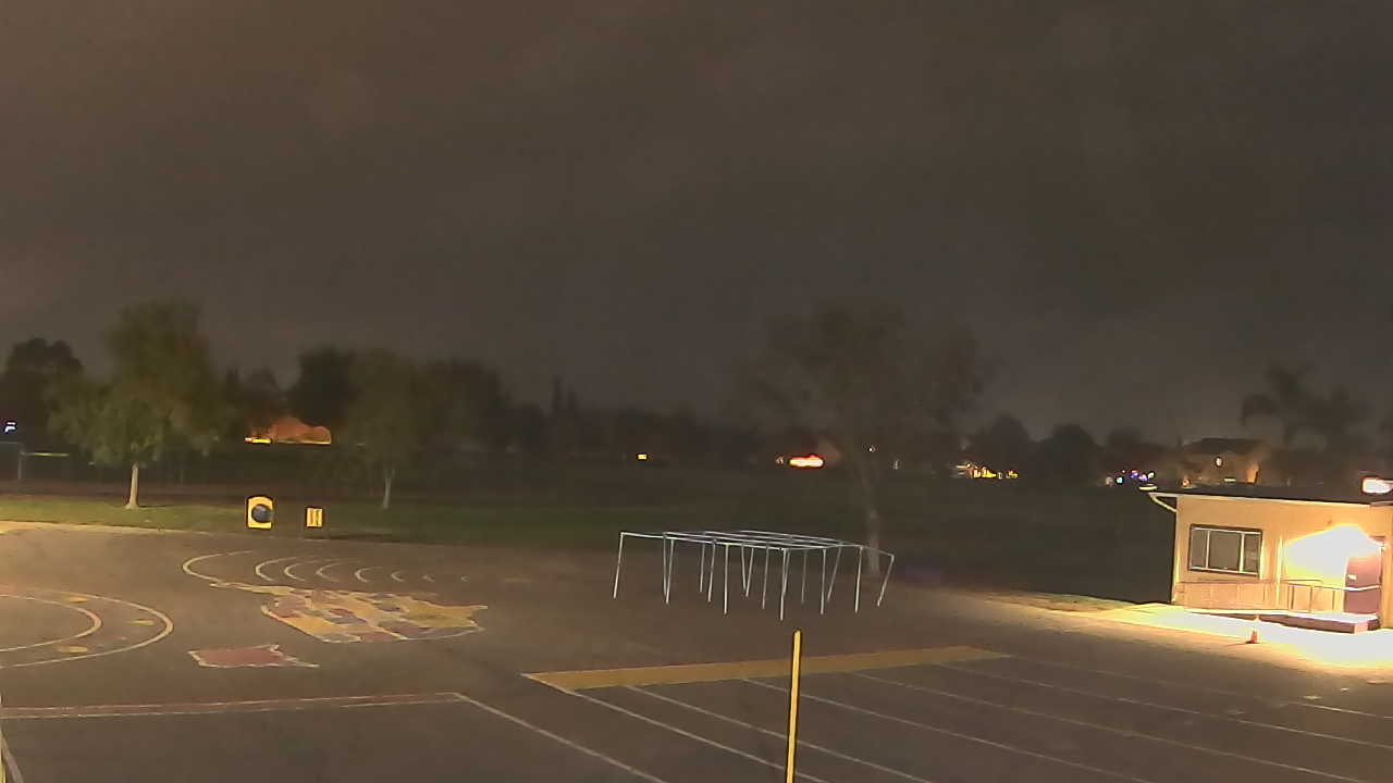 Thumbnail for current weather camera view from Von Renner Elementary School in Newman, California