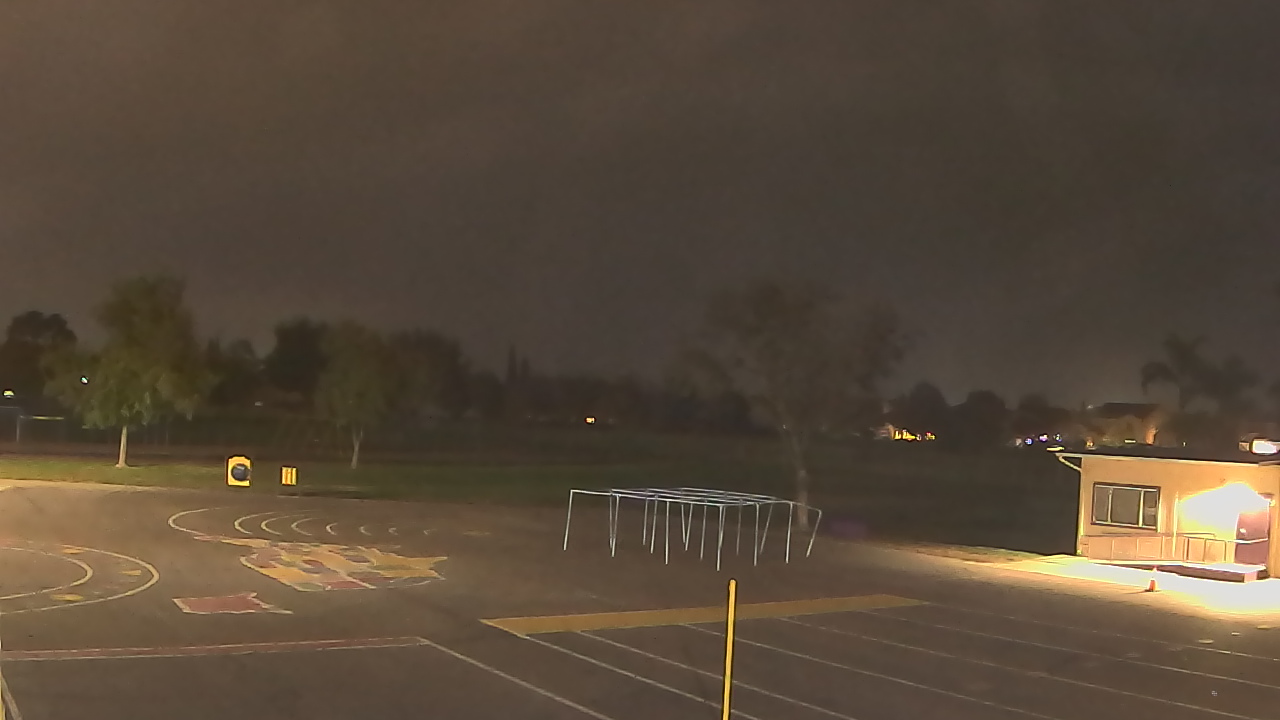 Thumbnail for current weather camera view from Von Renner Elementary School in Newman, California