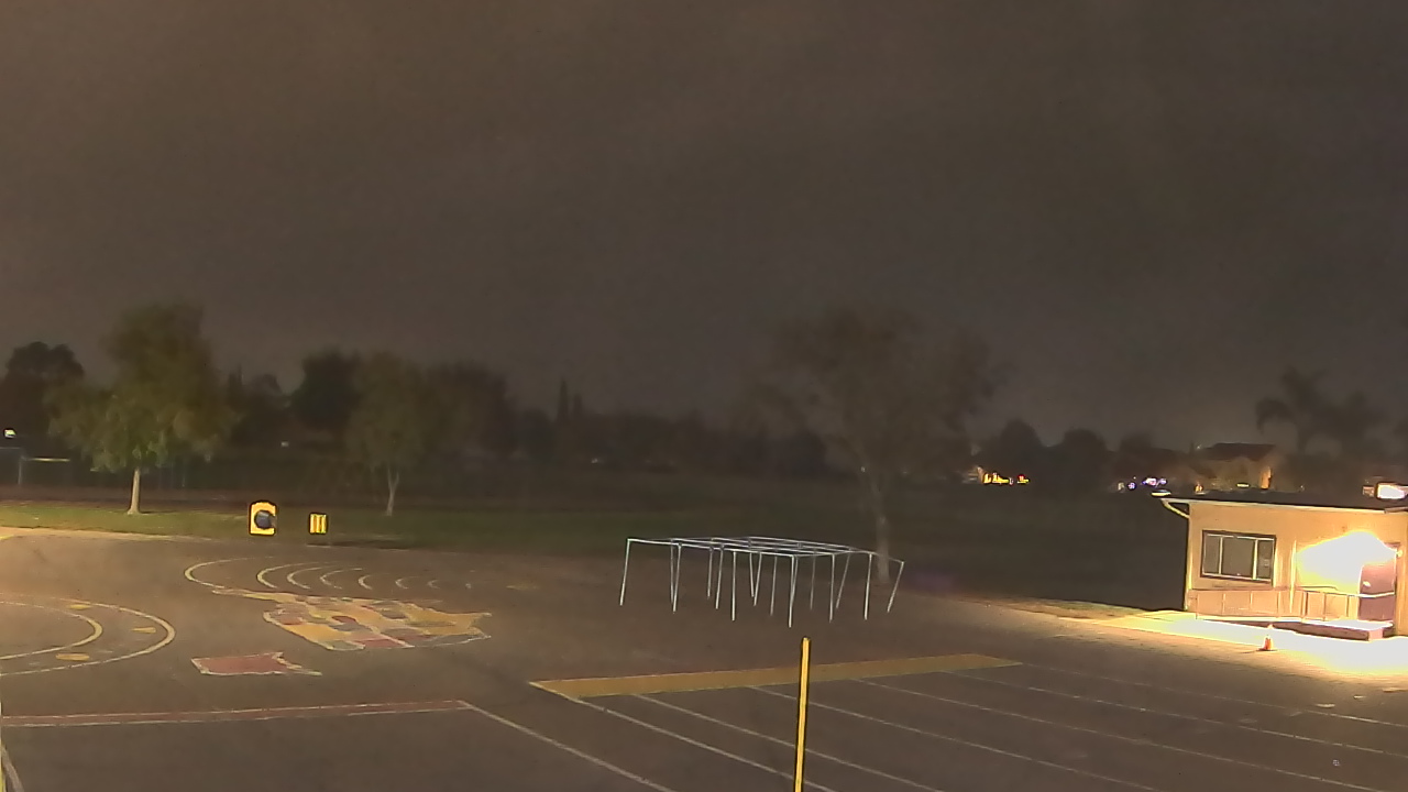 Thumbnail for current weather camera view from Von Renner Elementary School in Newman, California