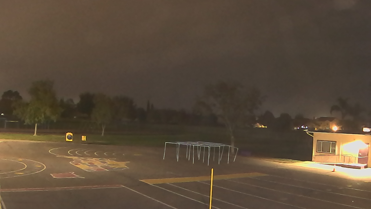 Thumbnail for current weather camera view from Von Renner Elementary School in Newman, California