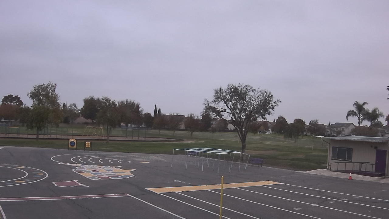 Thumbnail for current weather camera view from Von Renner Elementary School in Newman, California