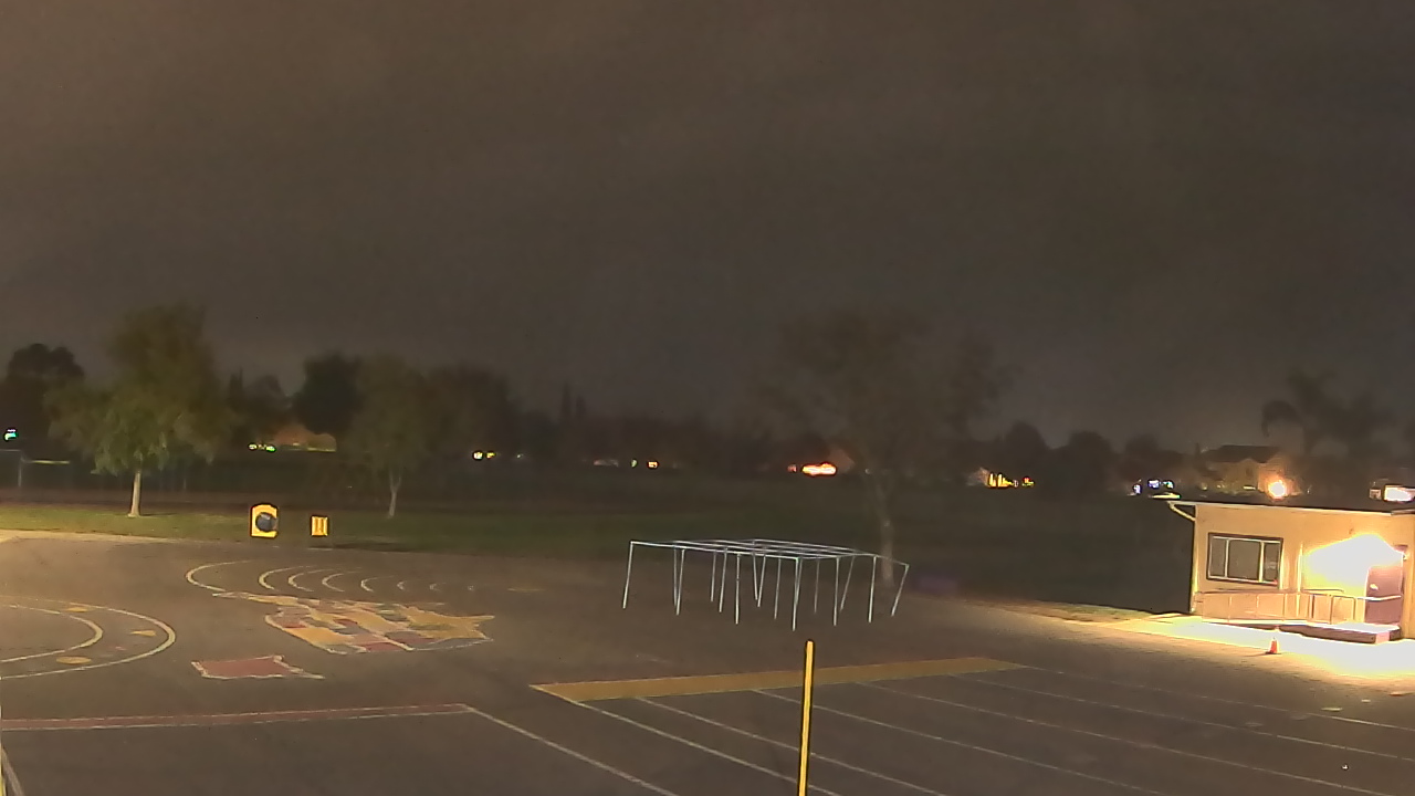 Thumbnail for current weather camera view from Von Renner Elementary School in Newman, California