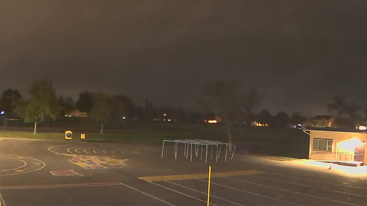 Thumbnail for current weather camera view from Von Renner Elementary School in Newman, California